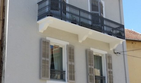 Rénovation peinture de portail à Aix-les-Bains - Les artisans peintres savoyards